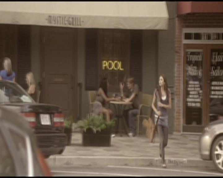 VampireDiariesWorld-dot-org_Seizoen2-DVDScenes-2x04MemoryLane0020.jpg