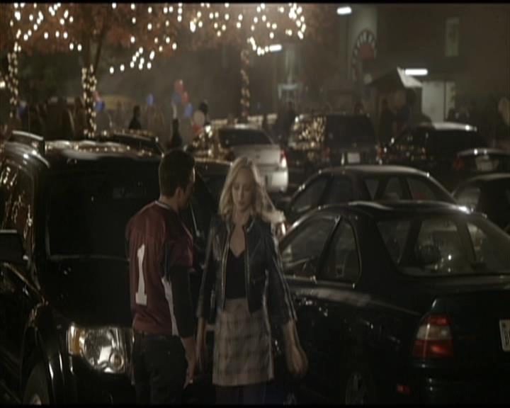 VampireDiariesWorld-dot-org_Seizoen2-DVDScenes-2x09Katerina0012.jpg VampireDiariesWorld-dot-org_Seizoen2-DVDScenes-2x09Katerina0012.jpg