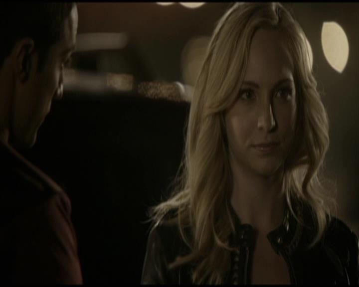 VampireDiariesWorld-dot-org_Seizoen2-DVDScenes-2x09Katerina0026.jpg