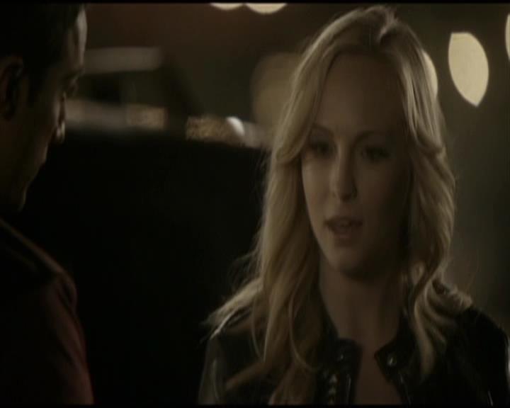 VampireDiariesWorld-dot-org_Seizoen2-DVDScenes-2x09Katerina0027.jpg