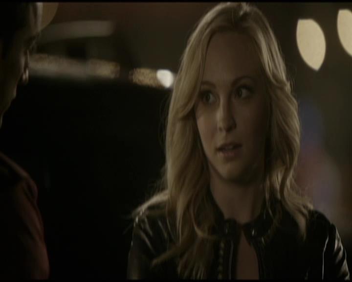 VampireDiariesWorld-dot-org_Seizoen2-DVDScenes-2x09Katerina0029.jpg