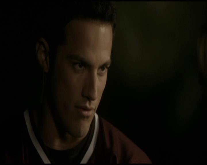 VampireDiariesWorld-dot-org_Seizoen2-DVDScenes-2x09Katerina0053.jpg