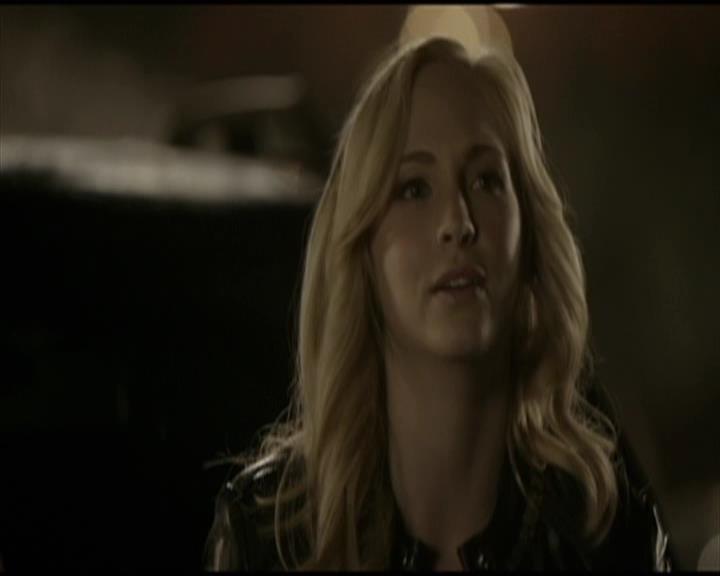 VampireDiariesWorld-dot-org_Seizoen2-DVDScenes-2x09Katerina0064.jpg