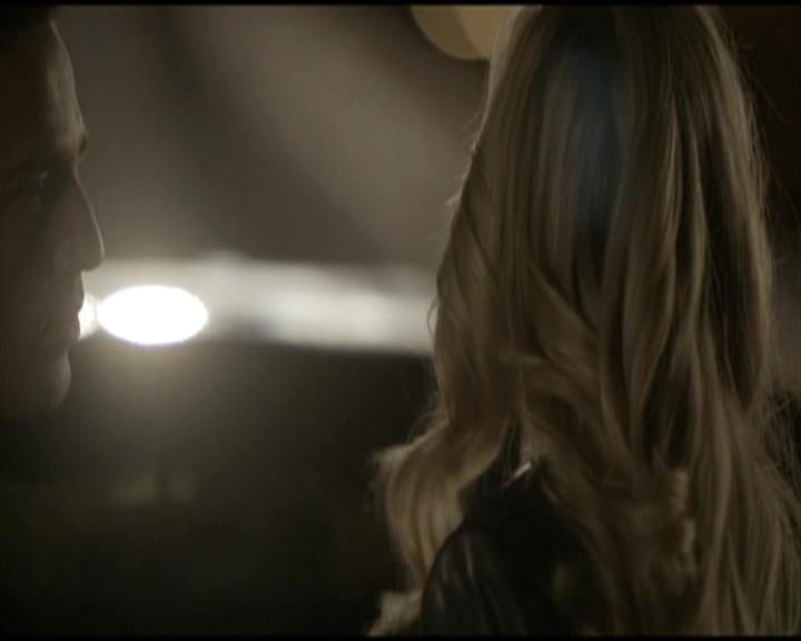 VampireDiariesWorld-dot-org_Seizoen2-DVDScenes-2x09Katerina0078.jpg