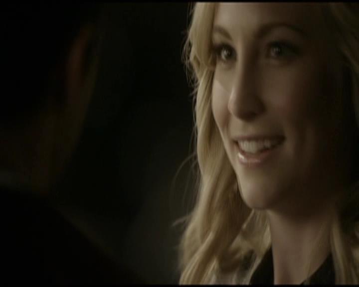 VampireDiariesWorld-dot-org_Seizoen2-DVDScenes-2x09Katerina0104.jpg