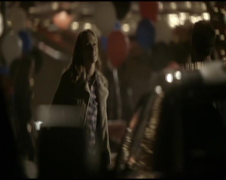 VampireDiariesWorld-dot-org_Seizoen2-DVDScenes-2x09Katerina0122.jpg