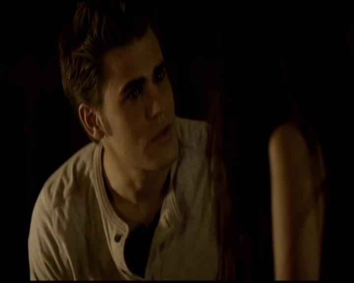 VampireDiariesWorld-dot-org_Seizoen2-DVDScenes-2x11ByTheLightOfTheMoon0098.jpg VampireDiariesWorld-dot-org_Seizoen2-DVDScenes-2x11ByTheLightOfTheMoon0098.jpg
