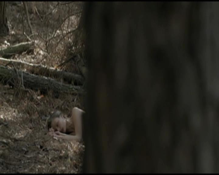 VampireDiariesWorld-dot-org_Seizoen2-DVDScenes-2x11ByTheLightOfTheMoon0218.jpg