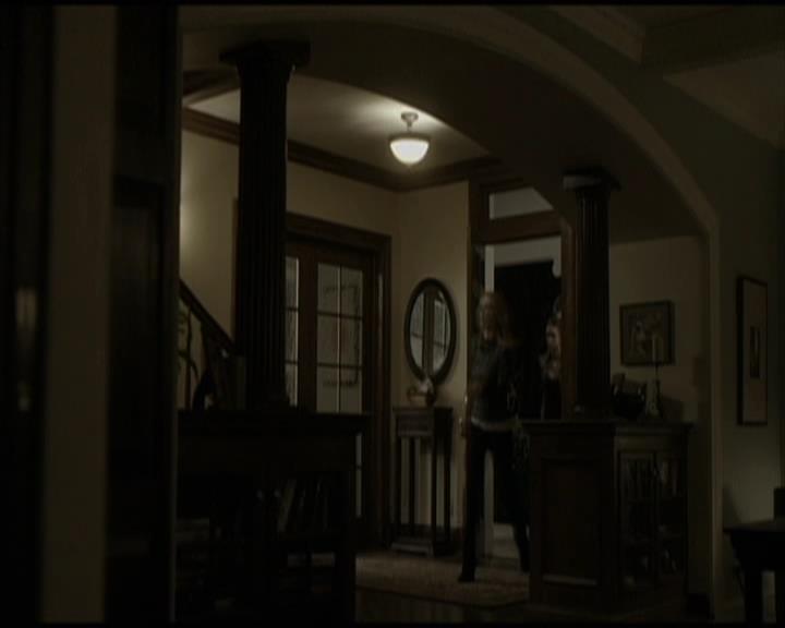 VampireDiariesWorld-dot-org_Seizoen2-DVDScenes-2x13DaddyIssues0000.jpg