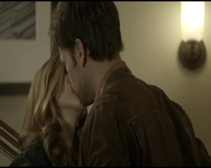VampireDiariesWorld-dot-org_Seizoen2-DVDScenes-2x13DaddyIssues0040.jpg