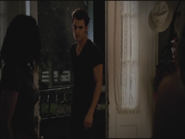 VampireDiariesWorld-dot-org-TVD_3x01TheBirthday0124.jpg