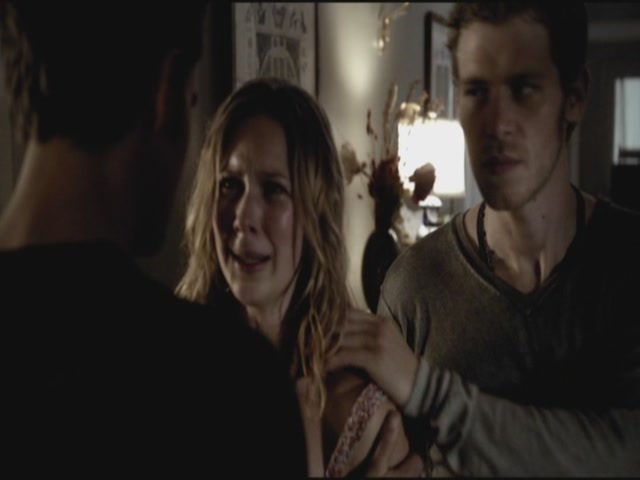 VampireDiariesWorld-dot-org-TVD_3x01TheBirthday0130.jpg