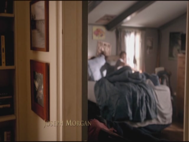 VampireDiariesWorld-dot-org-TVD_3x01TheBirthday0207.jpg