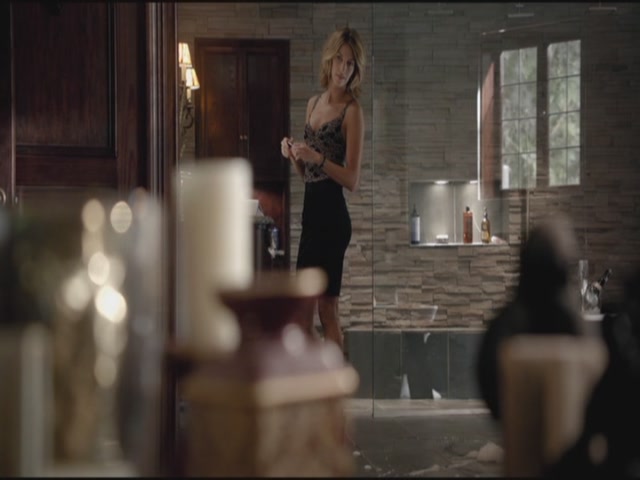 VampireDiariesWorld-dot-org-TVD_3x01TheBirthday0326.jpg