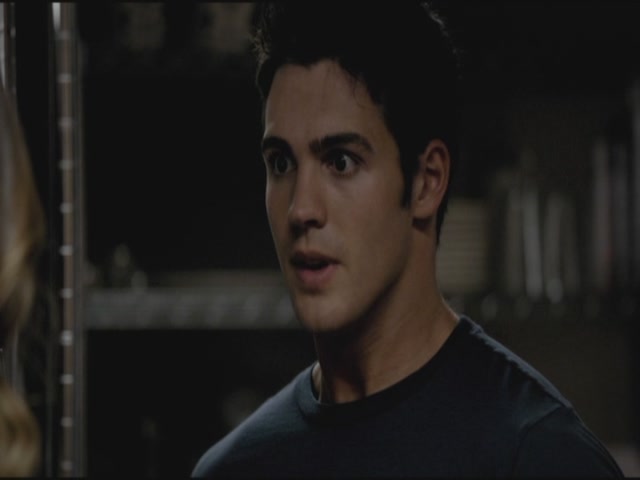 VampireDiariesWorld-dot-org-TVD_3x01TheBirthday0459.jpg