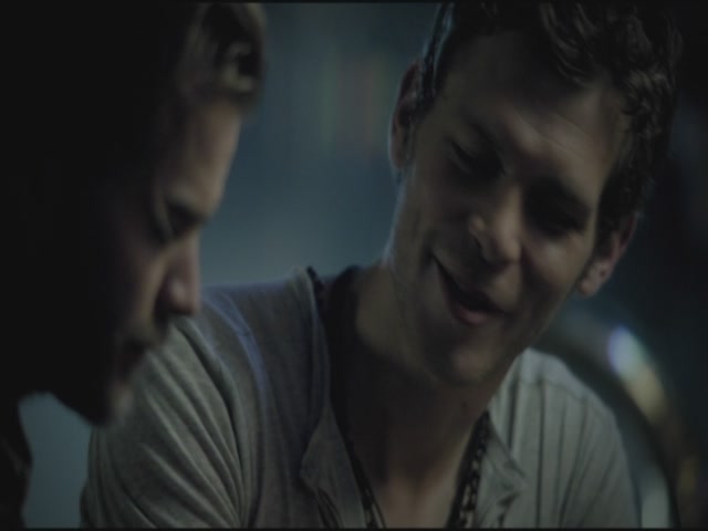 VampireDiariesWorld-dot-org-TVD_3x01TheBirthday0527.jpg