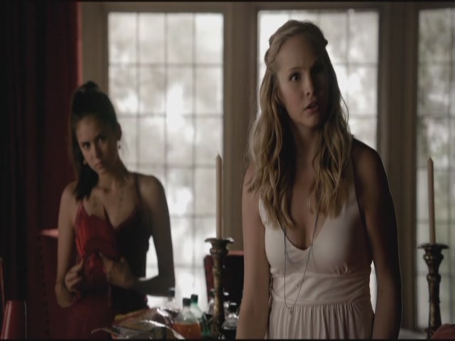 VampireDiariesWorld-dot-org-TVD_3x01TheBirthday0722.jpg