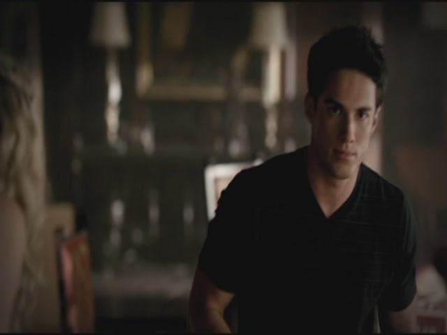 VampireDiariesWorld-dot-org-TVD_3x01TheBirthday0726.jpg