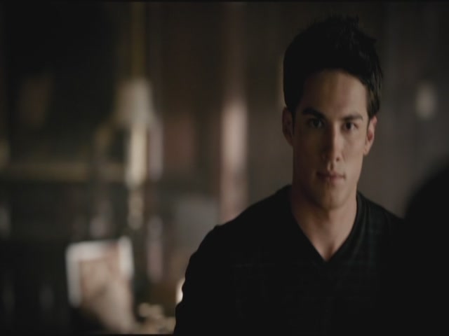 VampireDiariesWorld-dot-org-TVD_3x01TheBirthday0727.jpg
