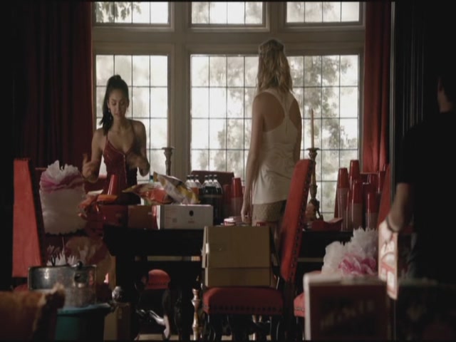 VampireDiariesWorld-dot-org-TVD_3x01TheBirthday0747.jpg