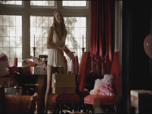 VampireDiariesWorld-dot-org-TVD_3x01TheBirthday0814.jpg