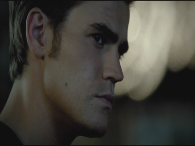 VampireDiariesWorld-dot-org-TVD_3x01TheBirthday0910.jpg