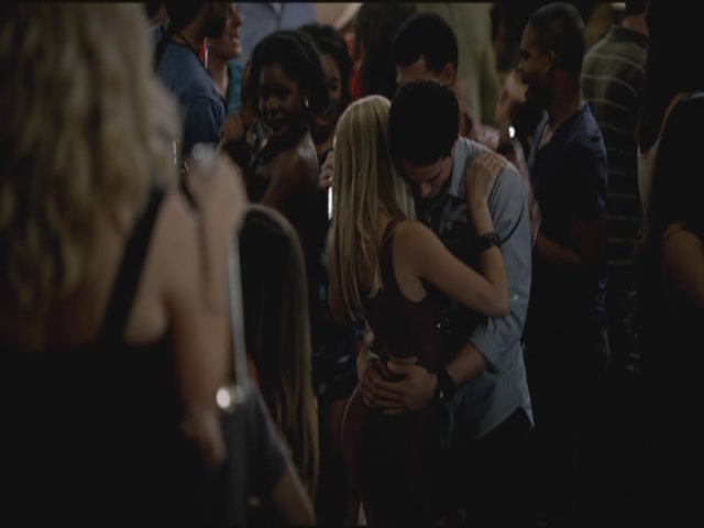VampireDiariesWorld-dot-org-TVD_3x01TheBirthday1321.jpg