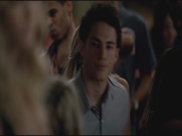VampireDiariesWorld-dot-org-TVD_3x01TheBirthday1356.jpg