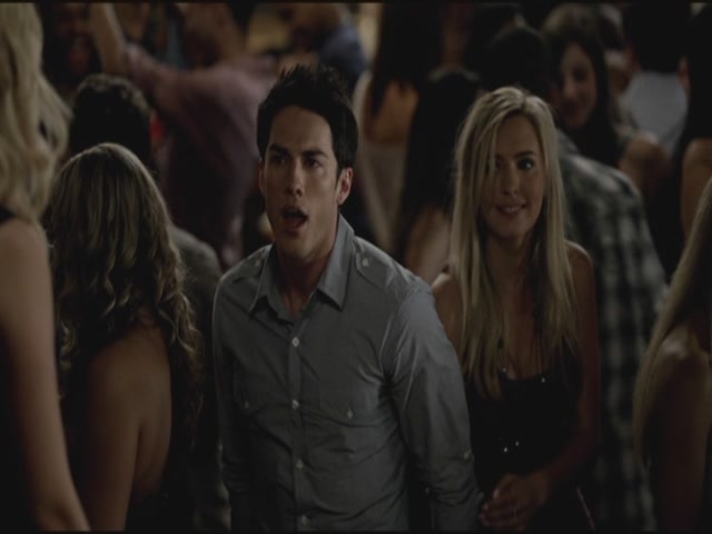 VampireDiariesWorld-dot-org-TVD_3x01TheBirthday1362.jpg