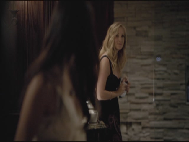 VampireDiariesWorld-dot-org-TVD_3x01TheBirthday1399.jpg