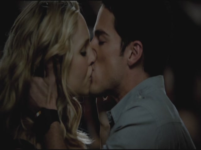 VampireDiariesWorld-dot-org-TVD_3x01TheBirthday1730.jpg