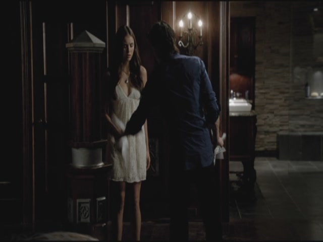 VampireDiariesWorld-dot-org-TVD_3x01TheBirthday1802.jpg