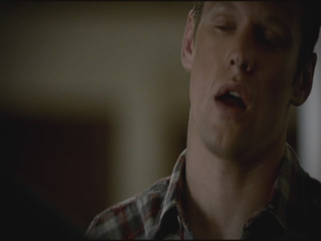 VampireDiariesWorld-dot-org-TVD_3x01TheBirthday1888.jpg