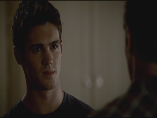 VampireDiariesWorld-dot-org-TVD_3x01TheBirthday1896.jpg