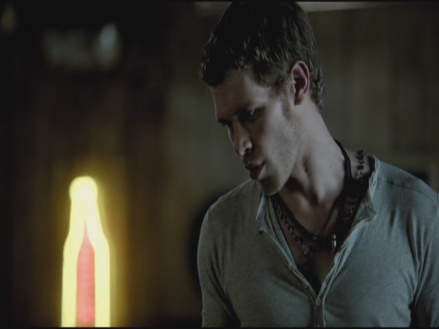 VampireDiariesWorld-dot-org-TVD_3x01TheBirthday1913.jpg