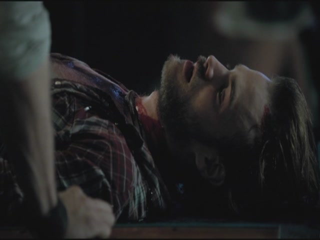 VampireDiariesWorld-dot-org-TVD_3x01TheBirthday1916.jpg