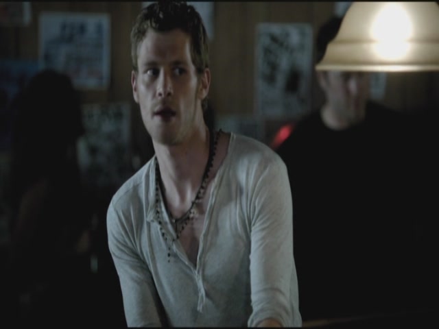 VampireDiariesWorld-dot-org-TVD_3x01TheBirthday1934.jpg