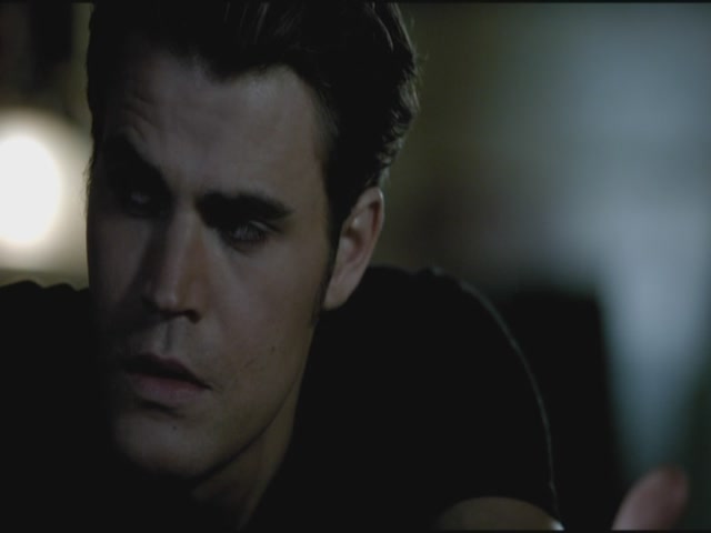 VampireDiariesWorld-dot-org-TVD_3x01TheBirthday1978.jpg