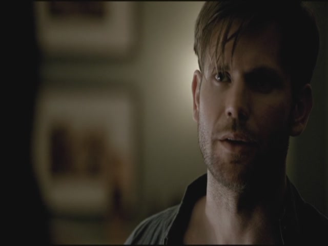 VampireDiariesWorld-dot-org-TVD_3x01TheBirthday2004.jpg