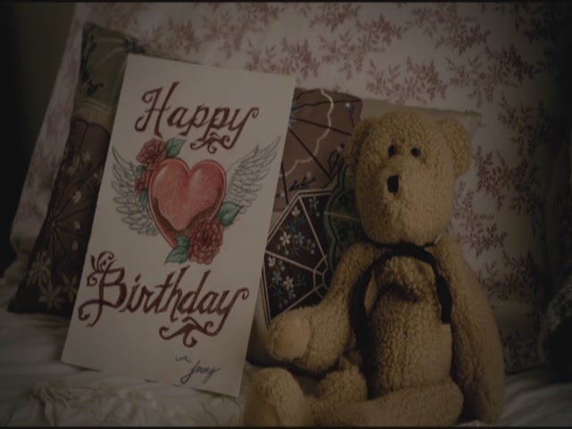 VampireDiariesWorld-dot-org-TVD_3x01TheBirthday2124.jpg