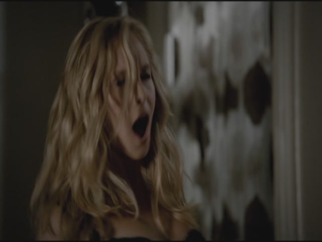 VampireDiariesWorld-dot-org-TVD_3x01TheBirthday2240.jpg