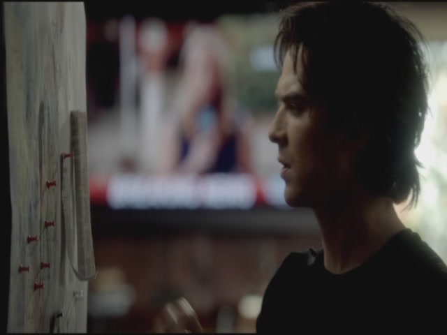 VampireDiariesWorld-dot-org-TVD_3x02TheHybrid2255.jpg