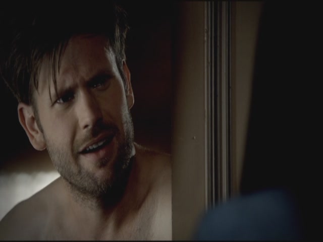 VampireDiariesWorld-dot-org-TVD_3x02TheHybrid2336.jpg