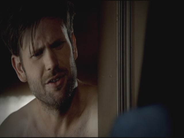 VampireDiariesWorld-dot-org-TVD_3x02TheHybrid2337.jpg