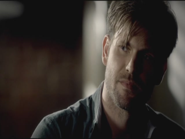 VampireDiariesWorld-dot-org-TVD_3x02TheHybrid2367.jpg
