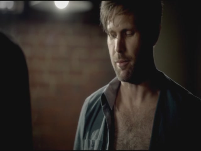 VampireDiariesWorld-dot-org-TVD_3x02TheHybrid2376.jpg