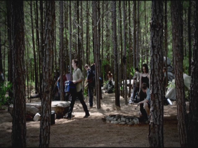 VampireDiariesWorld-dot-org-TVD_3x02TheHybrid2417.jpg