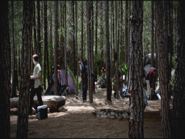 VampireDiariesWorld-dot-org-TVD_3x02TheHybrid2418.jpg