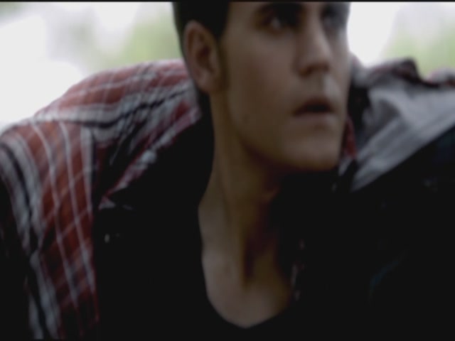 VampireDiariesWorld-dot-org-TVD_3x02TheHybrid2421.jpg