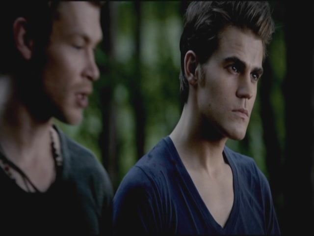 VampireDiariesWorld-dot-org-TVD_3x02TheHybrid2444.jpg